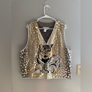 VTG Diane Gilman Metallic Tiger Print Button Front Vest Womens SZ M 100% Silk